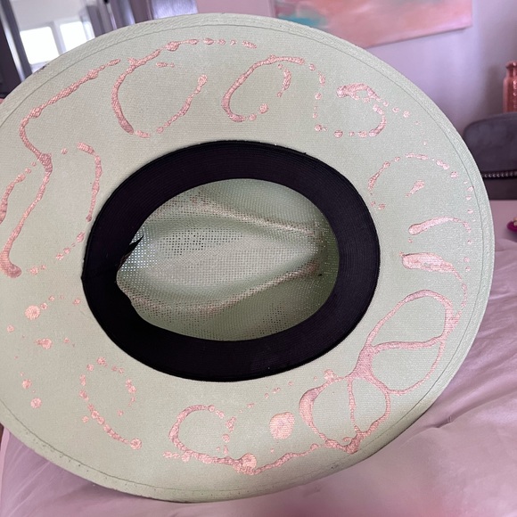 Beautiful Tulum Hat light green with charms